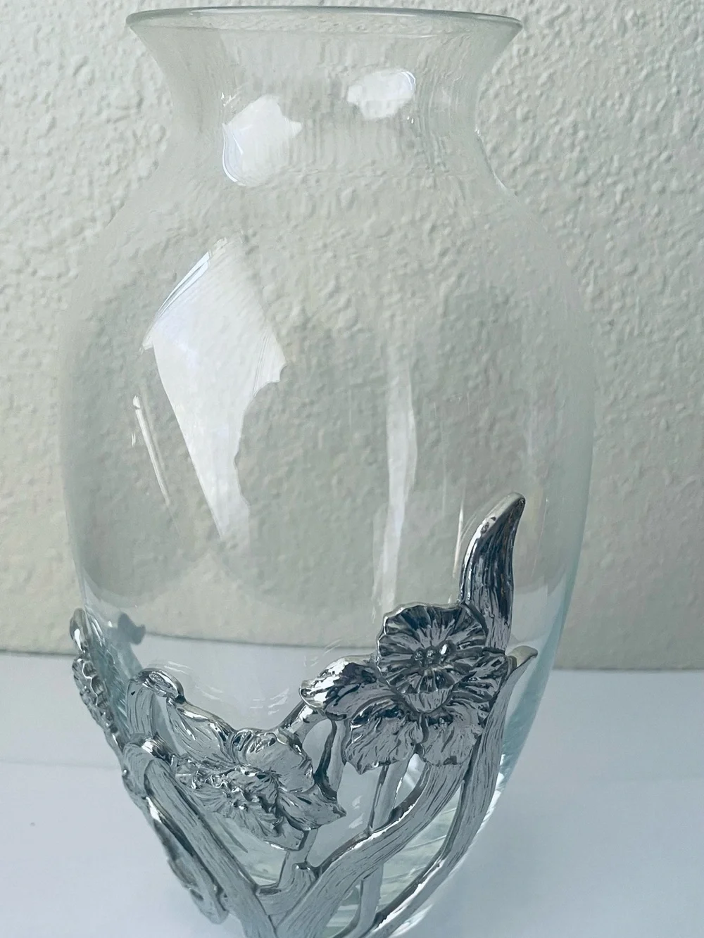 Clear Glass Vase with Seagull Pewter floral